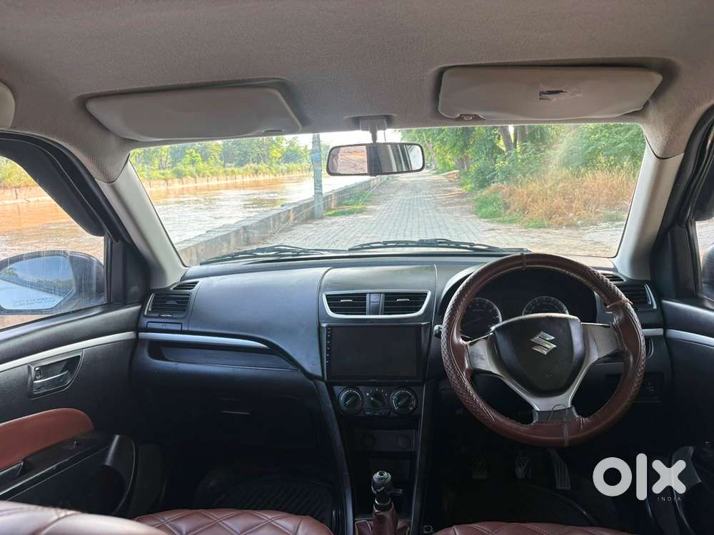 Maruti Suzuki Swift 2012 Petrol
