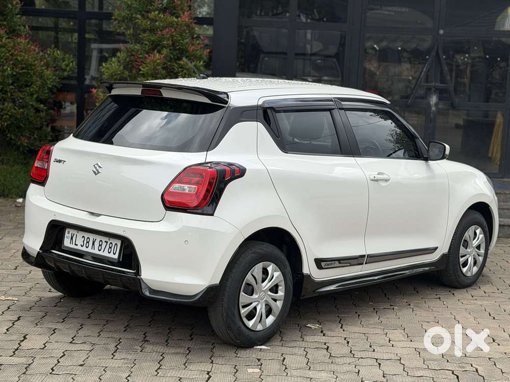 Maruti Suzuki Swift Vxi Ags, 2023, Petrol