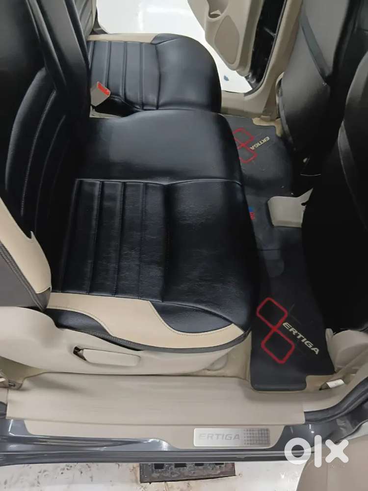 Maruti Suzuki Eritiga Vxi.