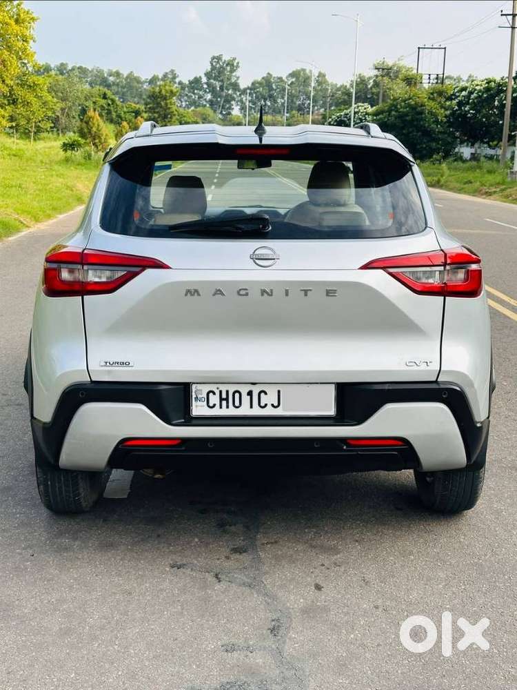 Nissan Magnite 1.0 Xv Executive Turbo Cvt, 2022, Petrol