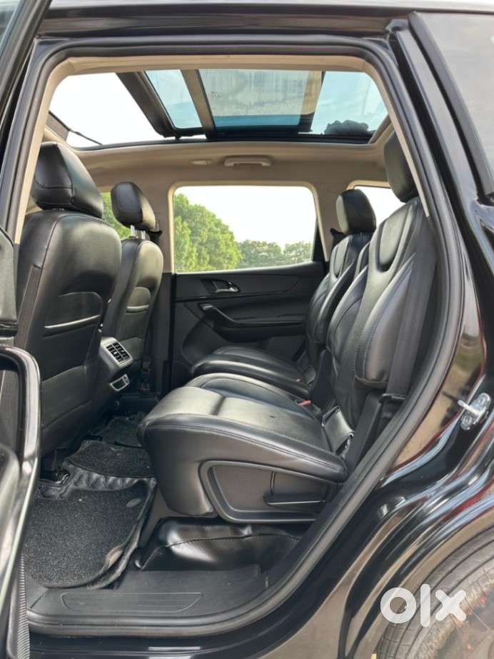 Mahindra Xuv700 Ax7l 6 Str At, 2026, Diesel