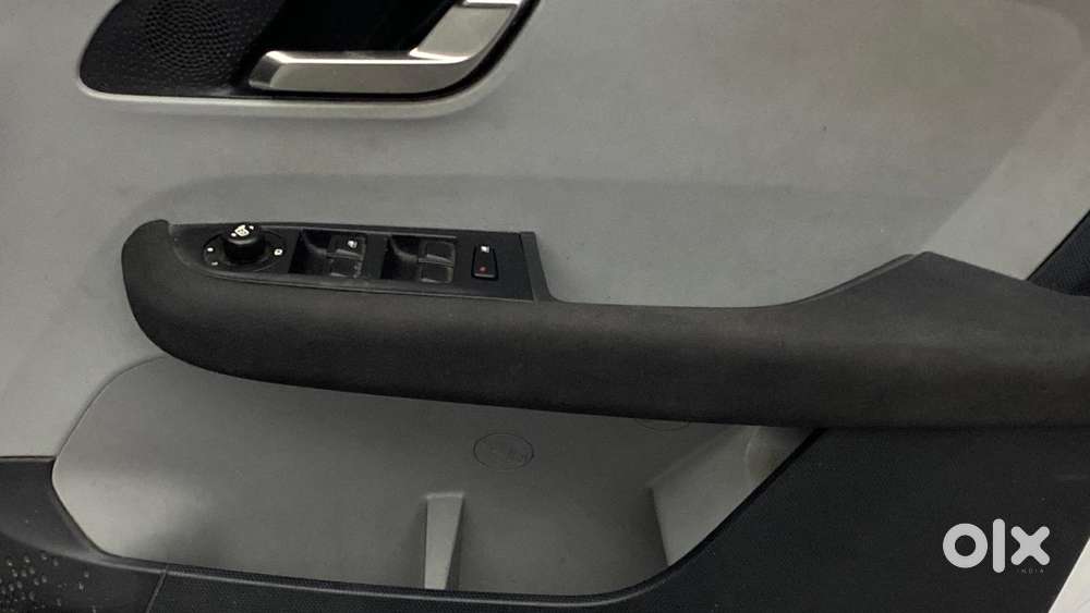 Tata Altroz Xz, 2020, Petrol