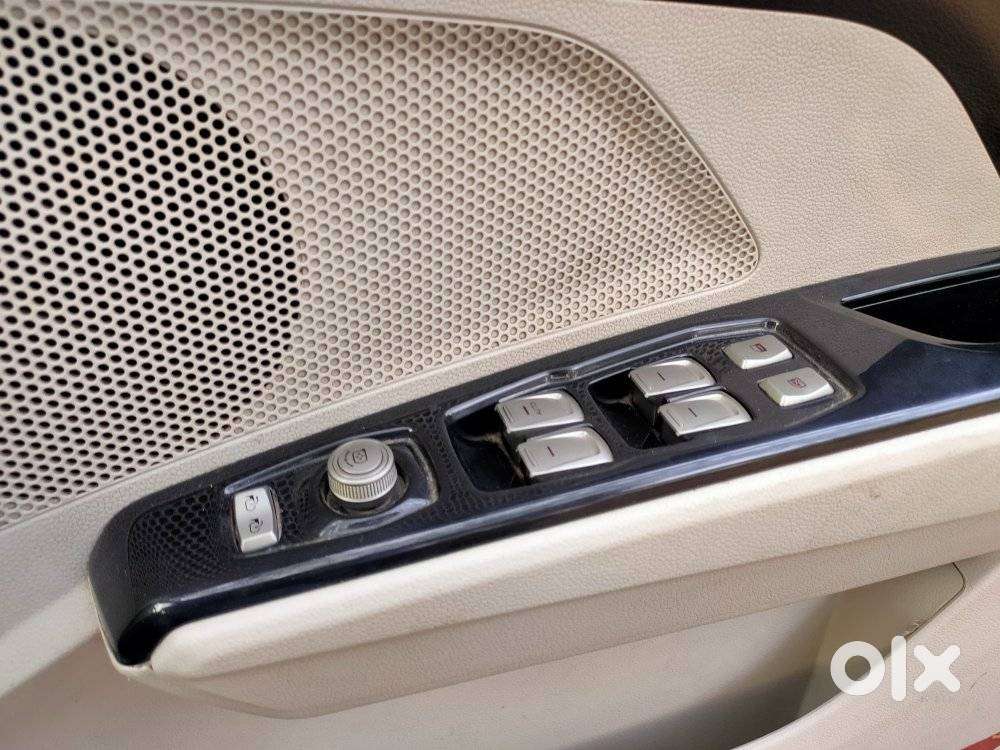 Mahindra Xuv300 W8 Diesel, 2022, Diesel