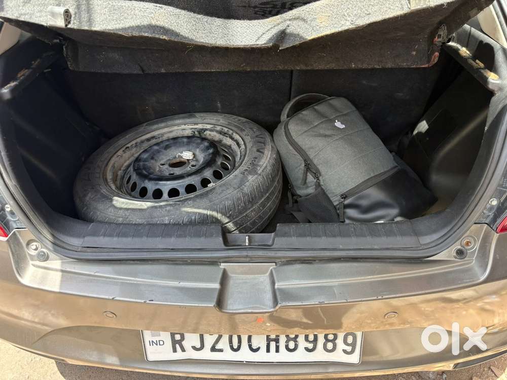 Maruti Suzuki Baleno Lpg Well Maintained