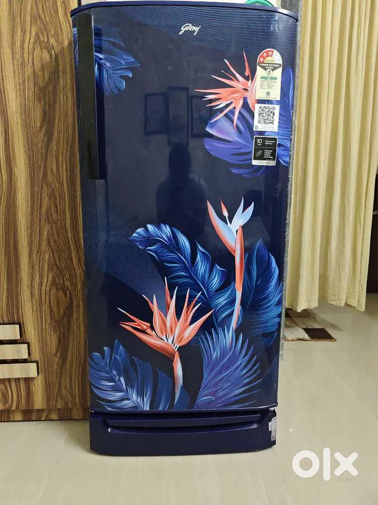Godrej Single door fridge 190 L 3 star 5 month old