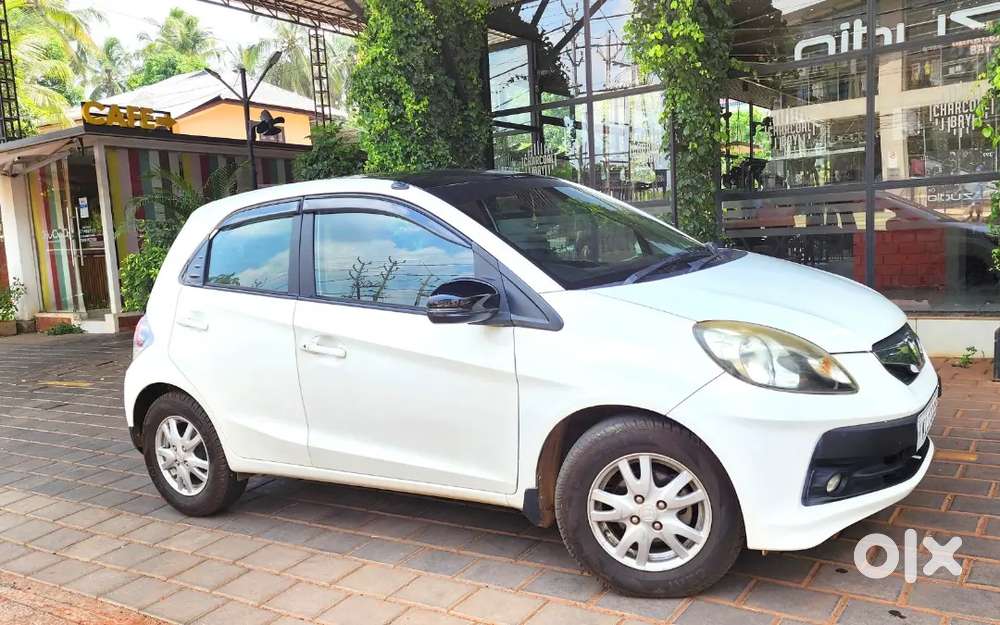 Honda Brio 2015 Petrol Well Maintained