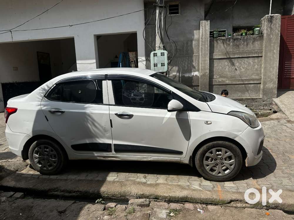 Hyundai Xcent 2016 Cng & Hybrids Well Maintain