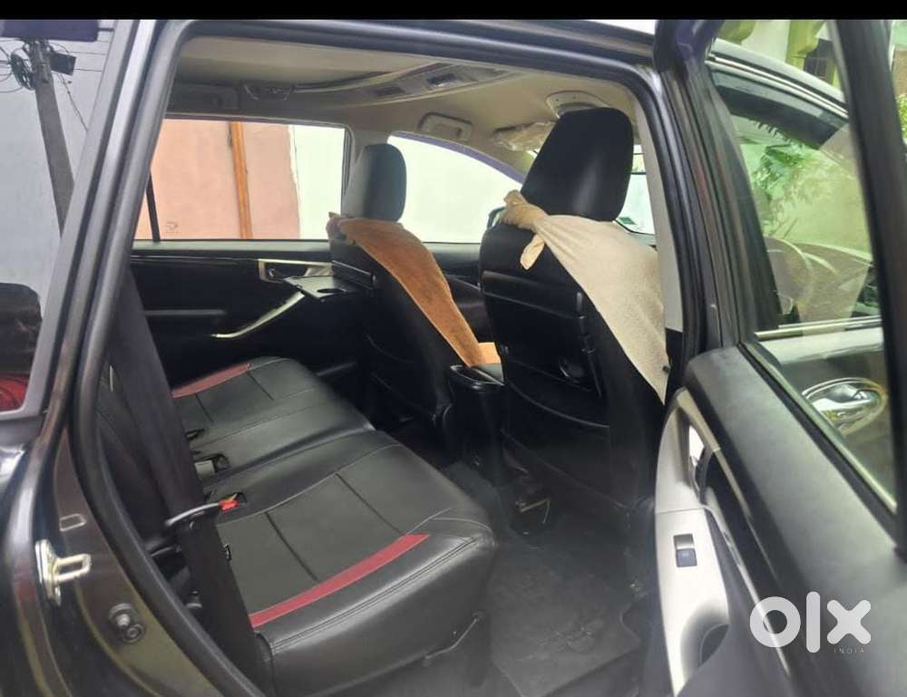 Toyota Innova Crysta 2.4 V 8 Str, 2019, Diesel