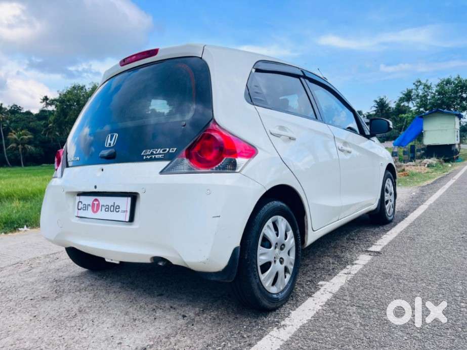 Honda Brio S Mt, 2017, Petrol