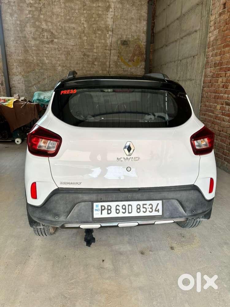 Renault Kwid 24595 Km Driven