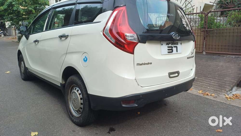 Mahindra Marazzo M2, 2020, Diesel
