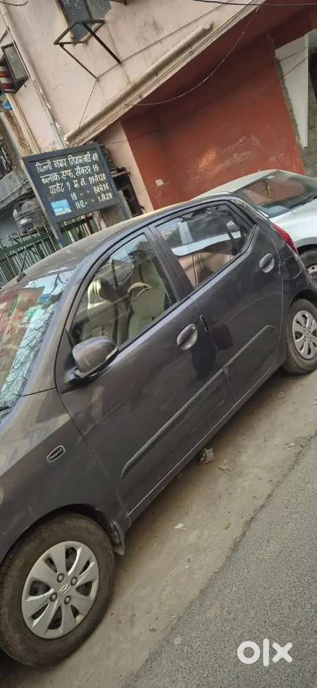 Hyundai I10 Cng On Pepar All Original Insuranse Polution Complete
