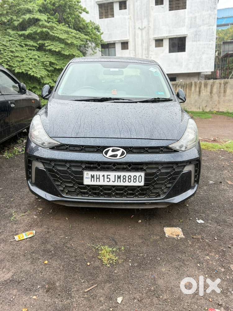 Hyundai Aura 2024 Petrol Vip No. 8880