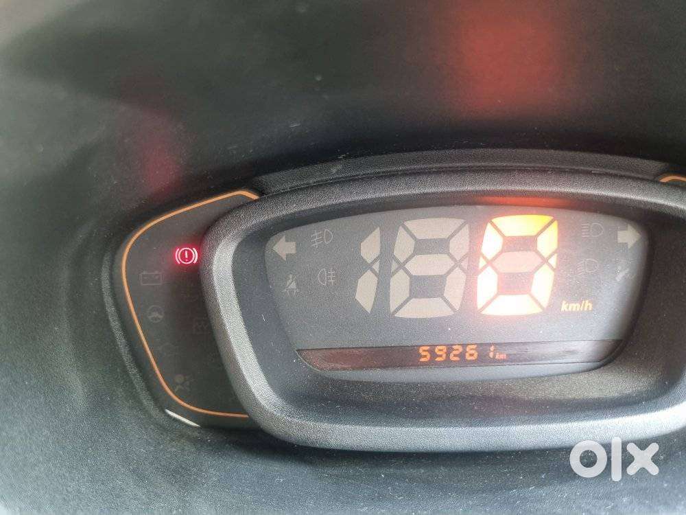 Renault Kwid Rxt Amt Climber (automatic), 2017, Petrol