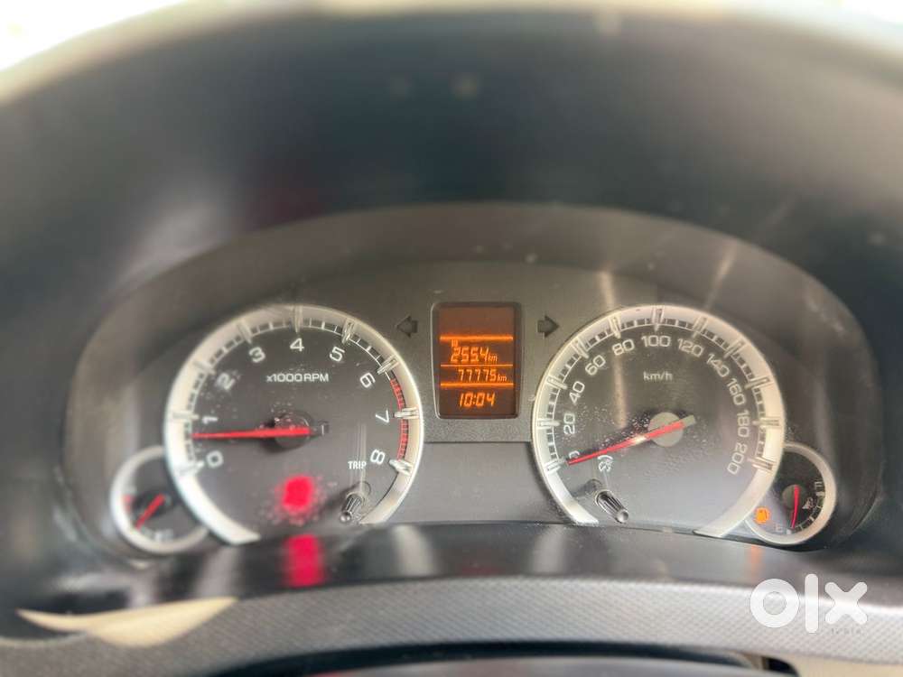 Maruti Suzuki Swift, 2012, Petrol