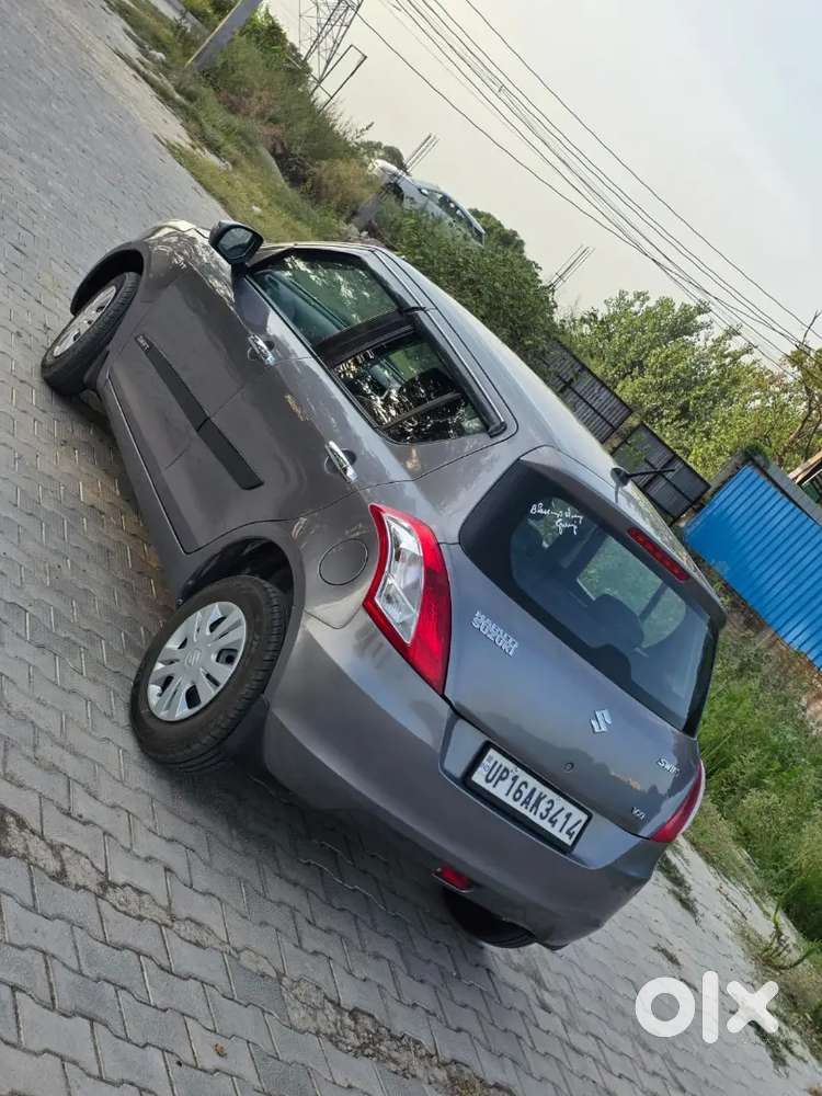 Maruti Suzuki Swift 2012 Cng & Hybrids Well Maintained