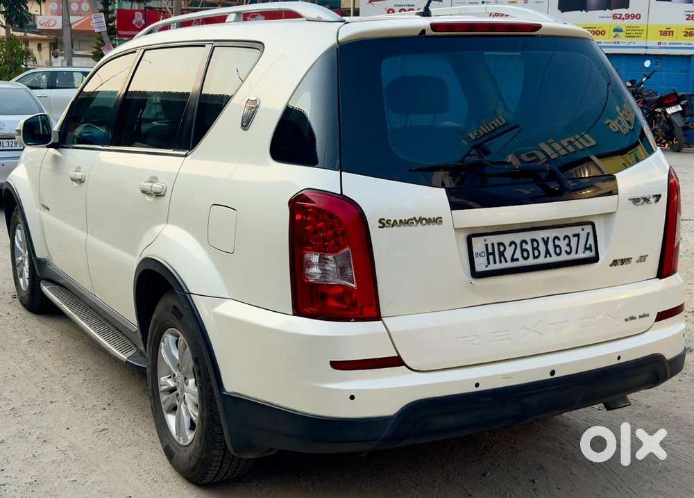 Mahindra Diesel Car 2013 7 Seater Automatic