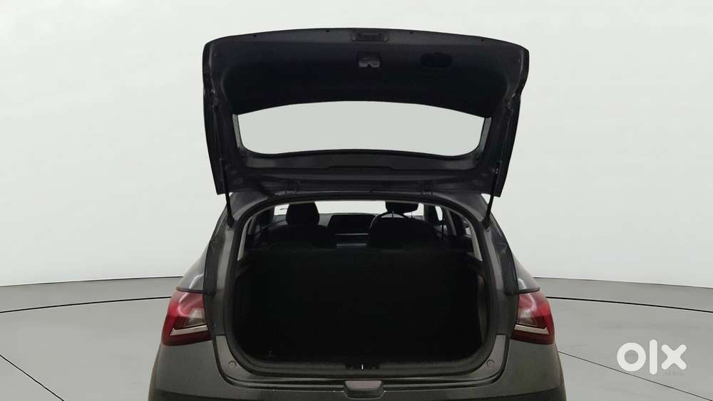 Hyundai New I20 1.2 Asta (o) Mt, 2020, Petrol