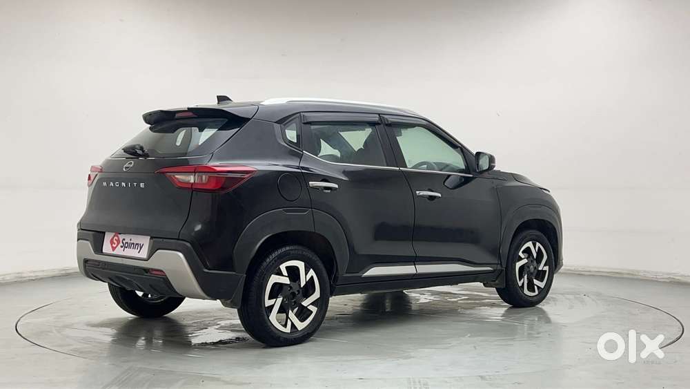 Nissan Magnite 1.0 Xv, 2022, Petrol