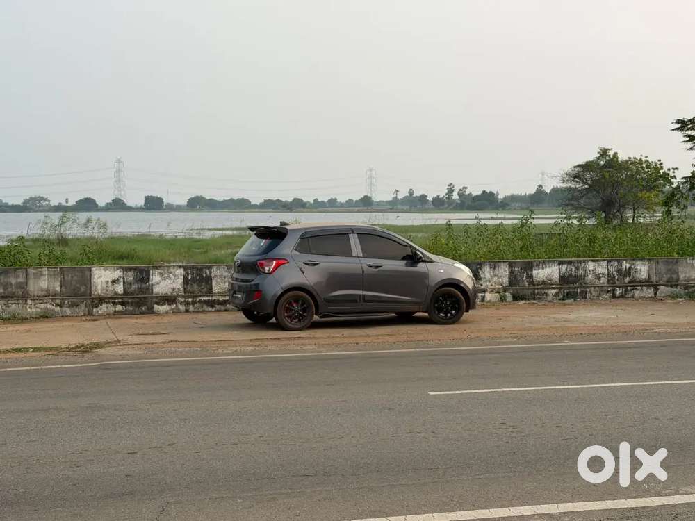 Hyundai Grand I10 2016 Petrol 64256 Km Driven