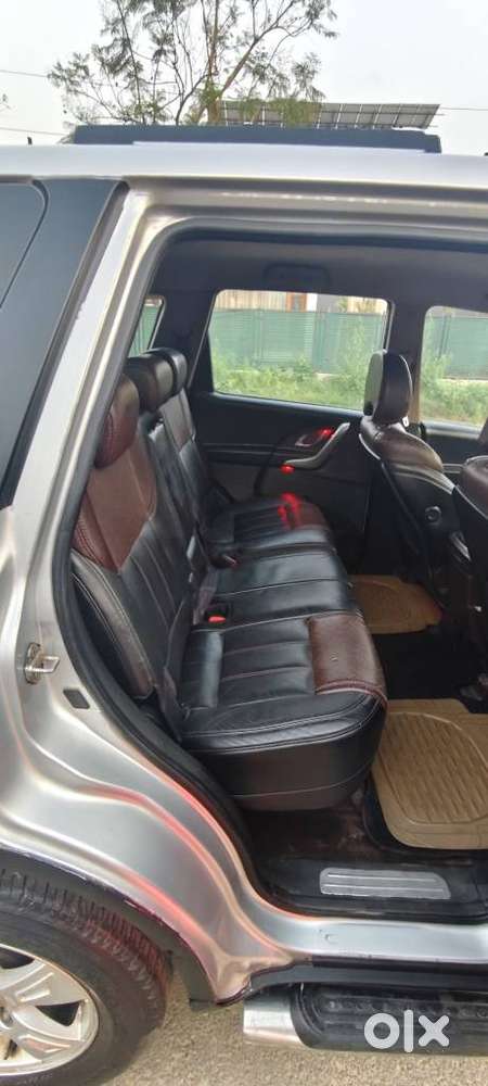 Mahindra Xuv500 W8 Dual Tone, 2012, Diesel