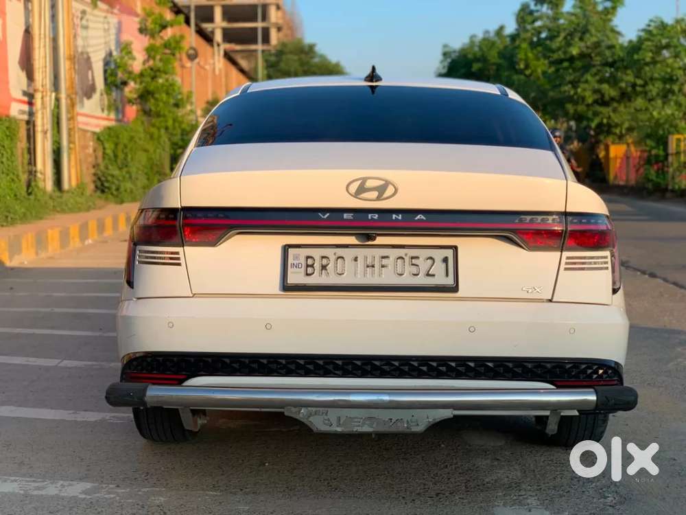 Hyundai Verna 1.5 Sx Petrol Mt, 2023, Petrol