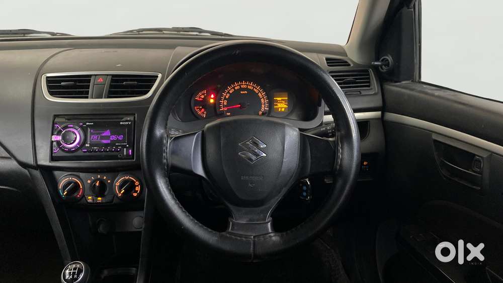 Maruti Suzuki Swift 1.2 Lxi (o), 2017, Petrol