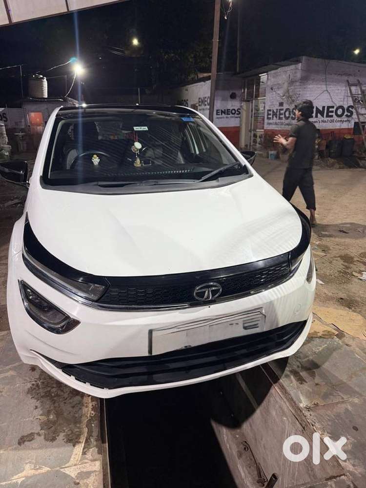 Tata Altroz Dca Xz+s 2023 Petrol Good Condition, Well Maintained