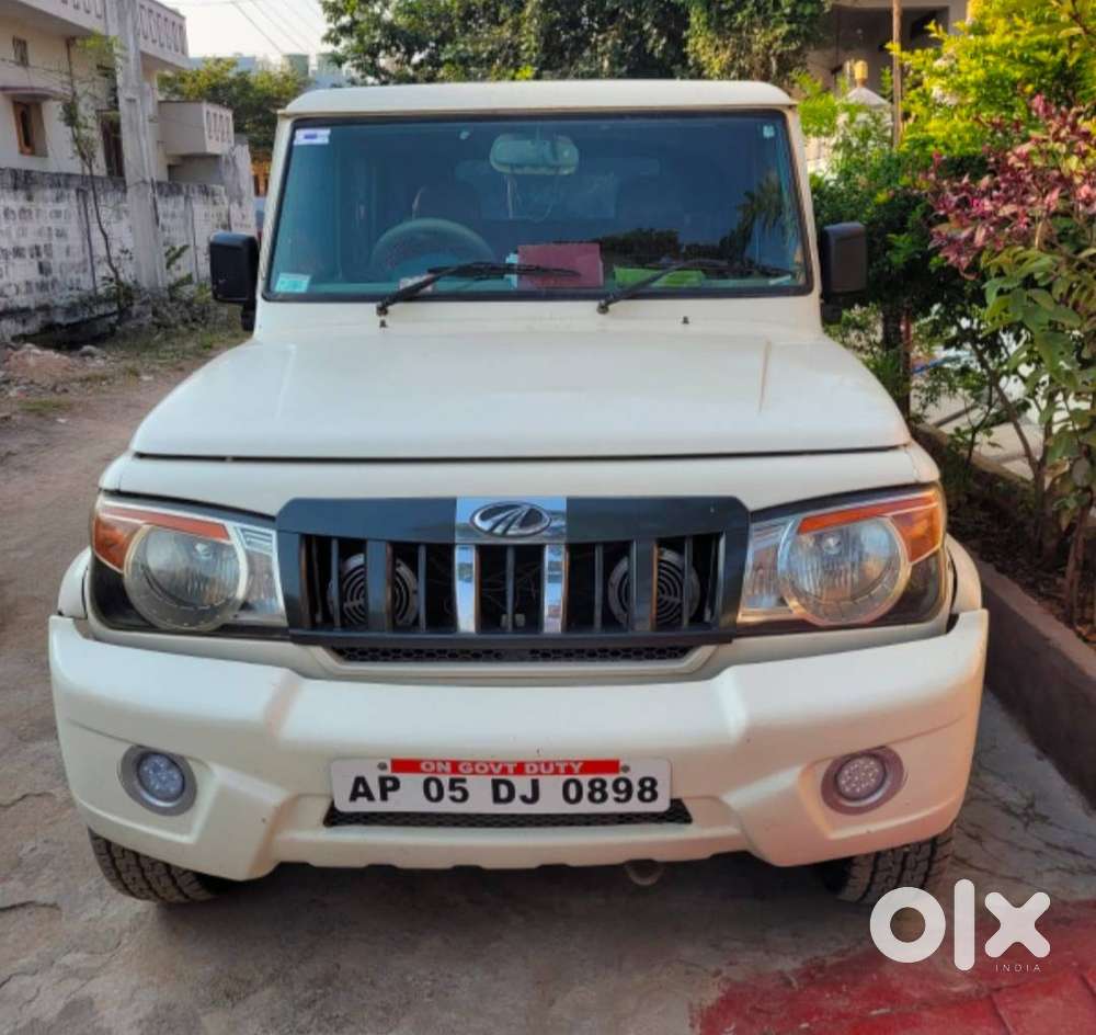 Good Condition Diesel Bolero Sle Vehicle 2015 Model With Chilled Ac