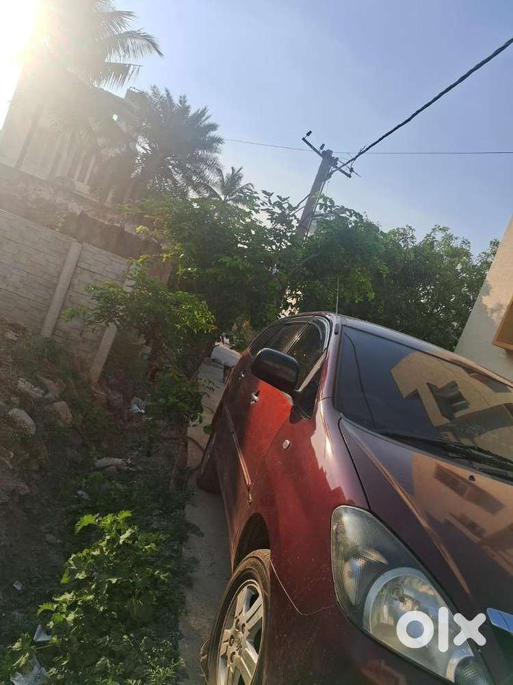 Toyota Innova 2006 Model Mint Condition