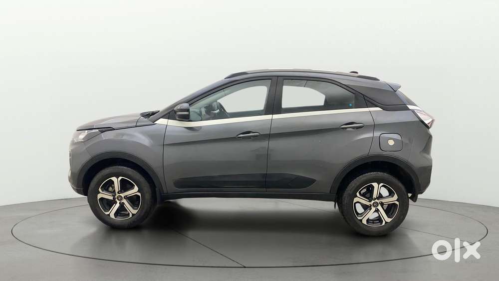 Tata Nexon 1.2 Revotron Xza Plus, 2022, Petrol