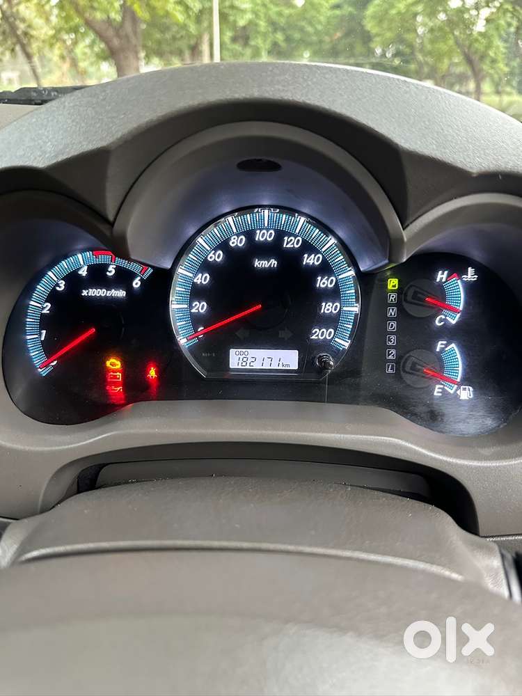 Toyota Fortuner Diesel 2012