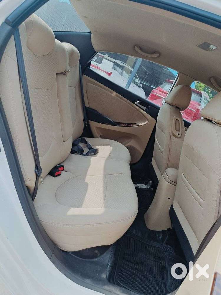 Hyundai Verna 2015-2016 1.6 Vtvt S, 2016, Petrol