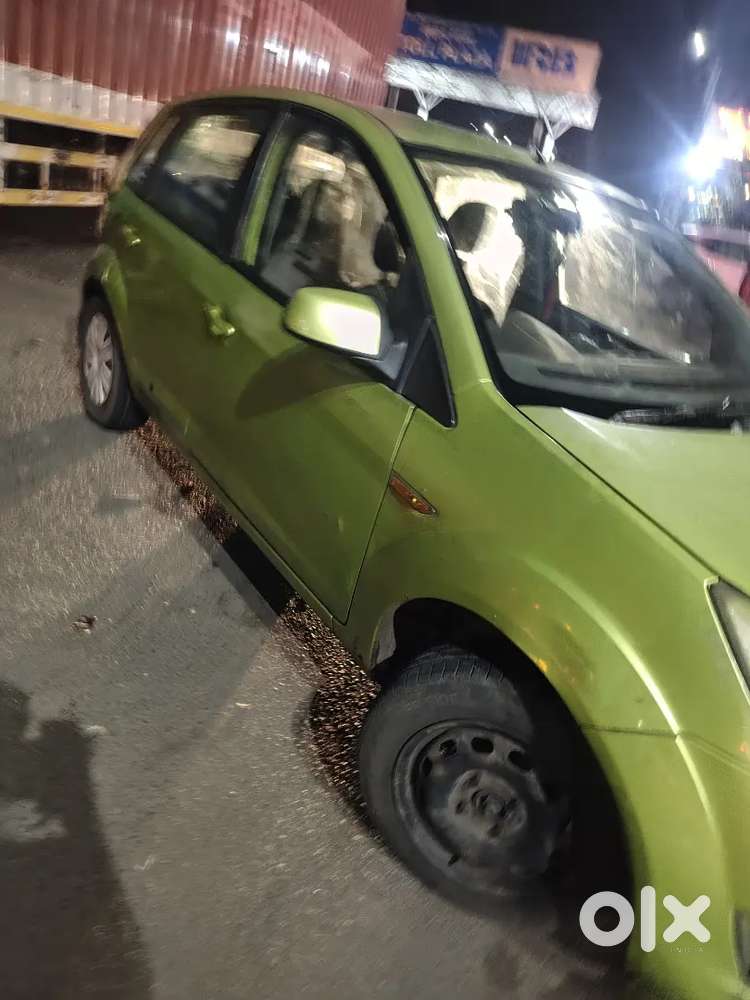 Ford Figo 2011 Cng & Hybrids 44856 Km Driven