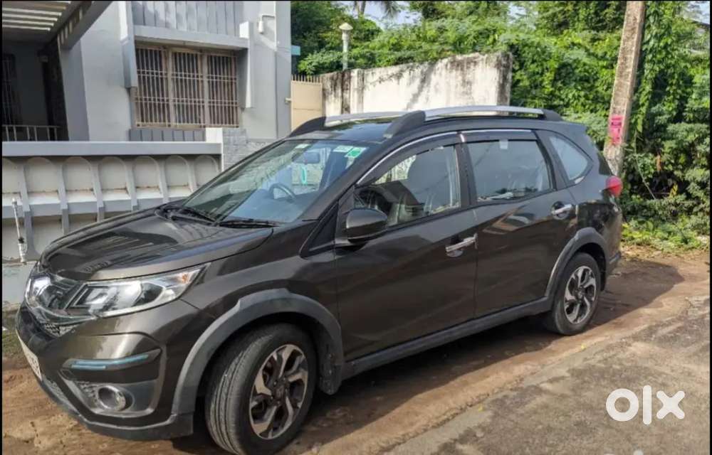 Honda Br-v 2017 Cng & Hybrids 40000 Km Driven