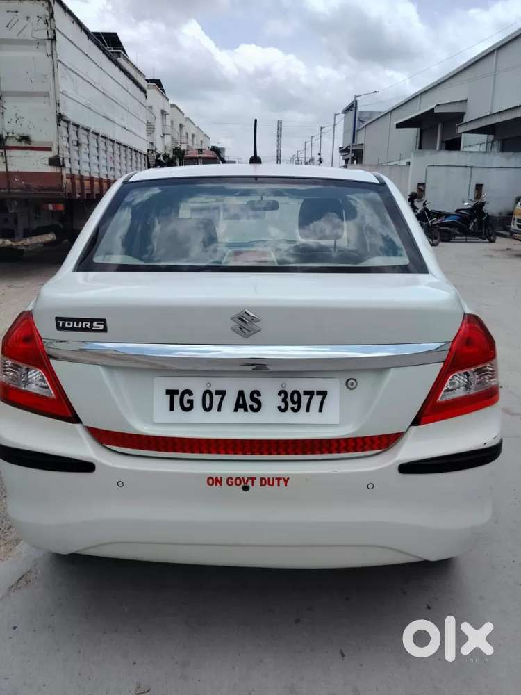 Maruti Suzuki Swift Dzire Vxi, 2022, Petrol