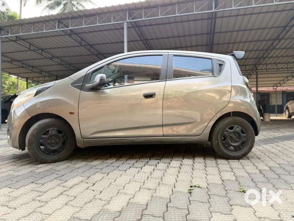 Chevrolet Beat Lt Petrol 2013