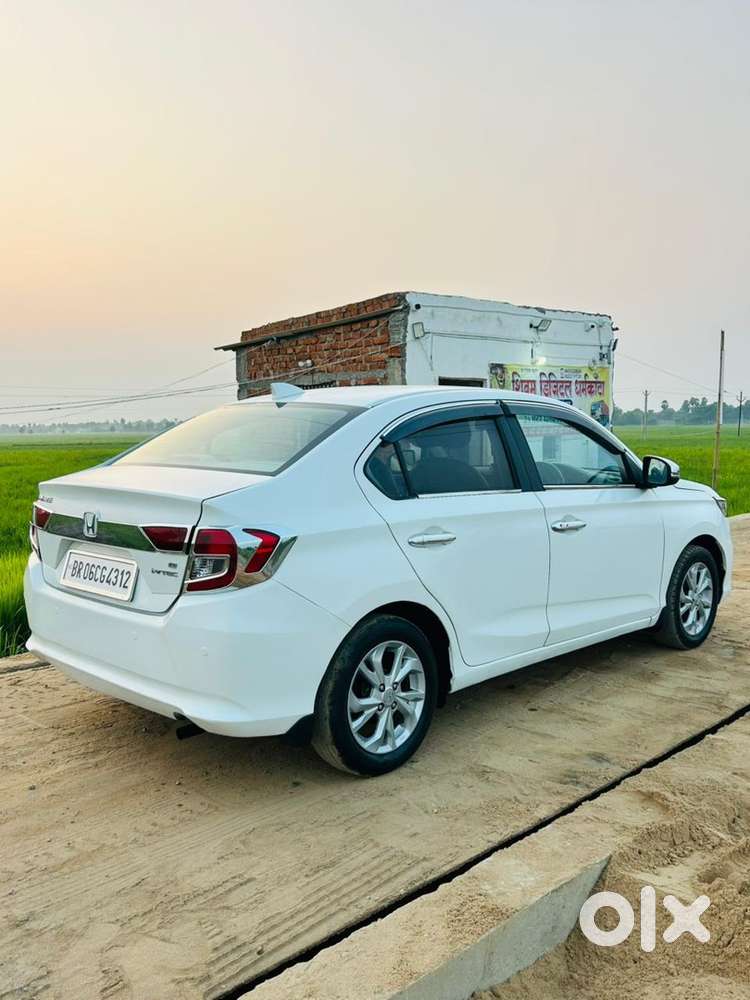 Honda Amaze Petrol Well Maintained