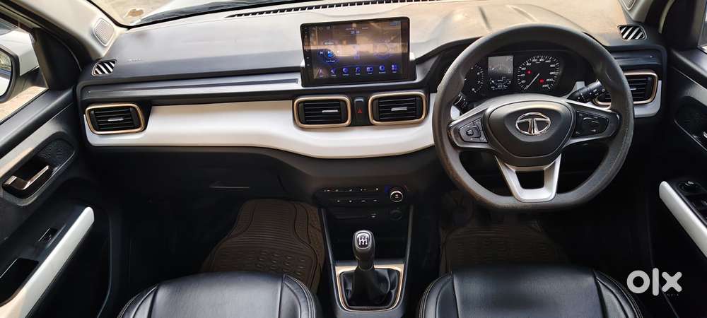 Tata Punch Creative, 2023, Petrol