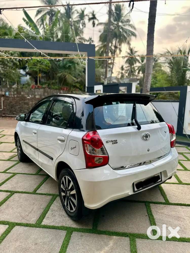 Toyota Etios Liva 2017 Petrol 35000 Km Driven
