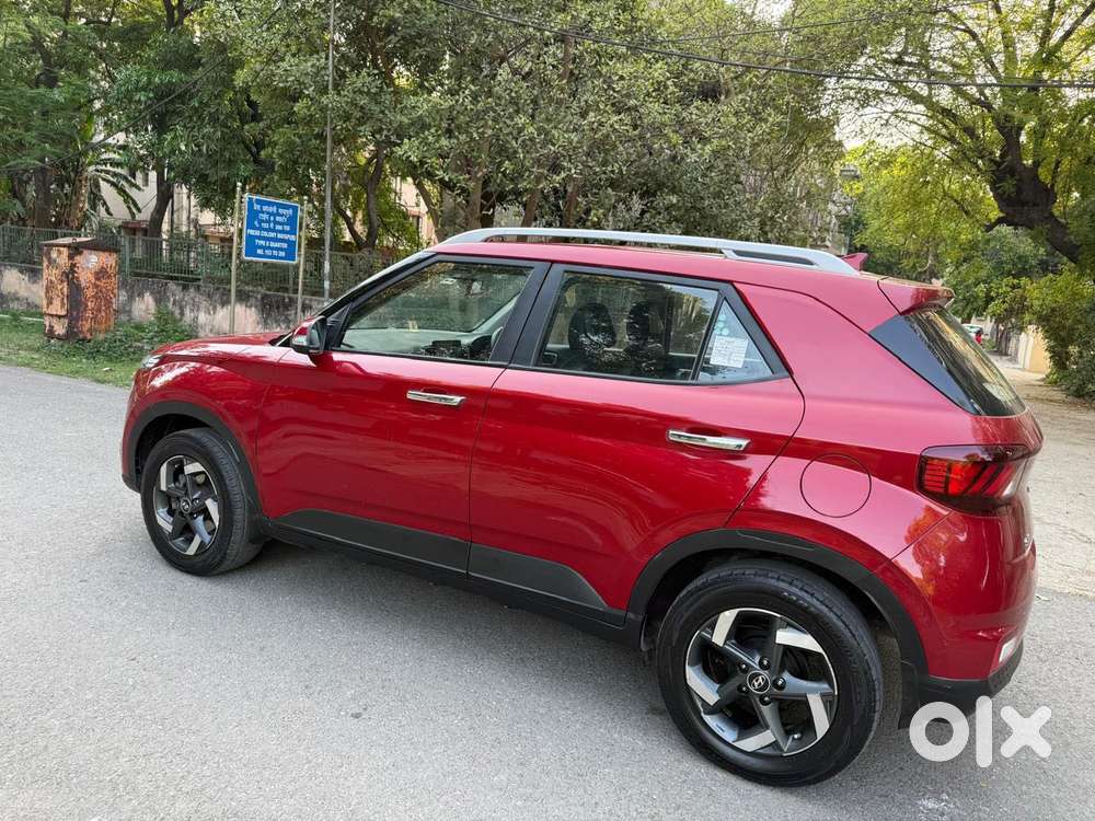 Hyundai Venue 1.0 Sx (o) Turbo Dct, 2019, Petrol