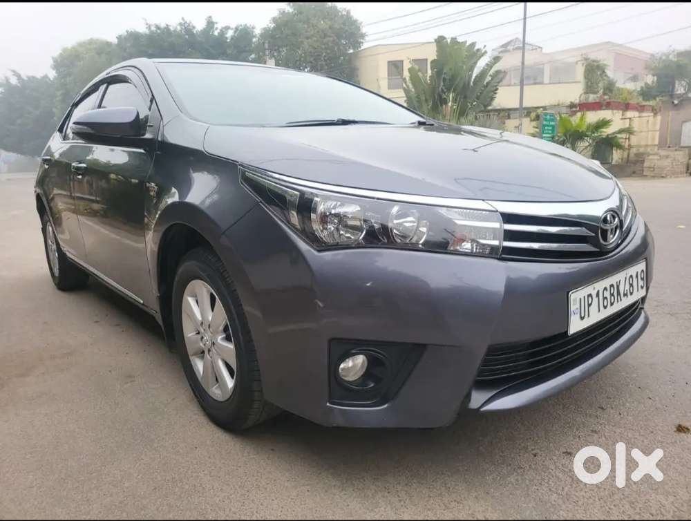 Toyota Corolla Altis 2017 Petrol Well Maintained