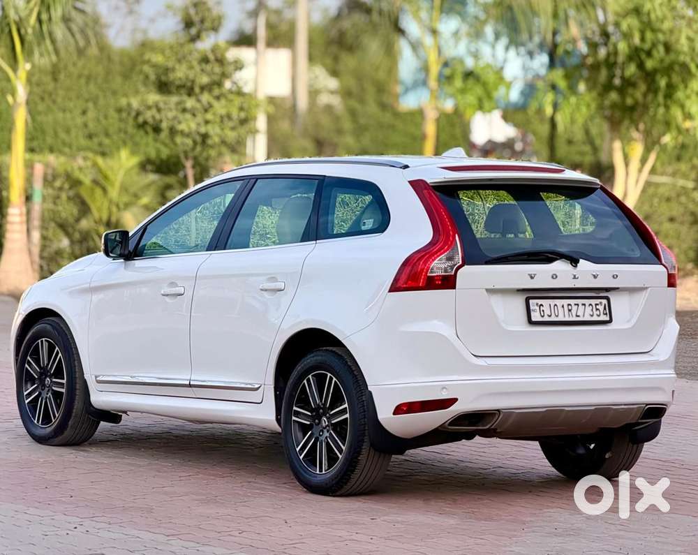 Volvo Xc60 Momentum D4, 2017, Diesel