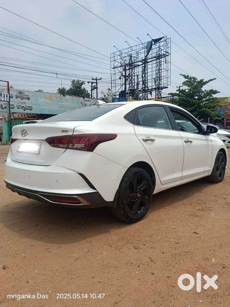 Hyundai Verna 1.5 Sx Diesel Mt, 2022, Diesel