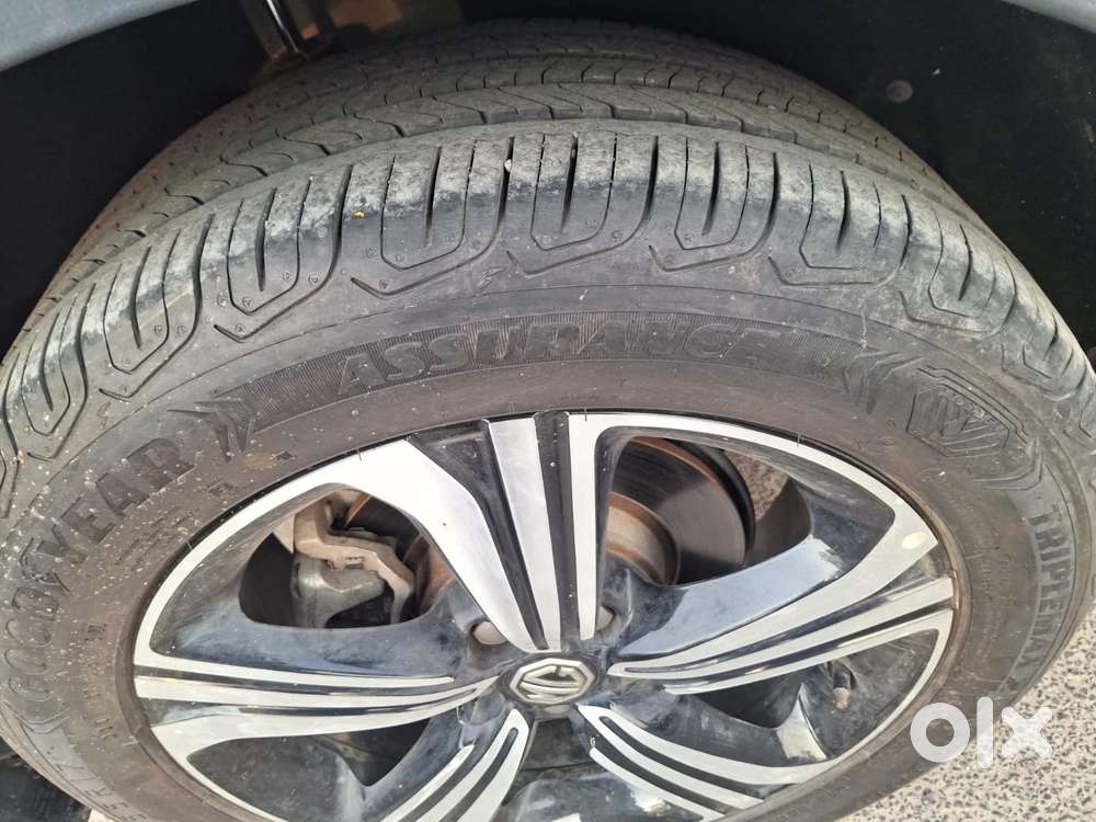 Mg Astor 1.5 Savvy Cvt S Red, 2023, Petrol