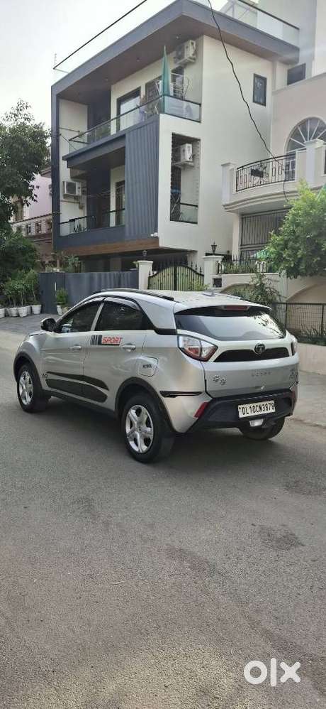 Tata Nexon, 2019, Petrol