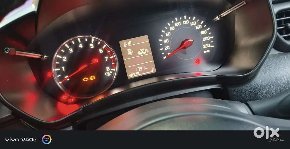 Maruti Suzuki Swift Vxi 2026