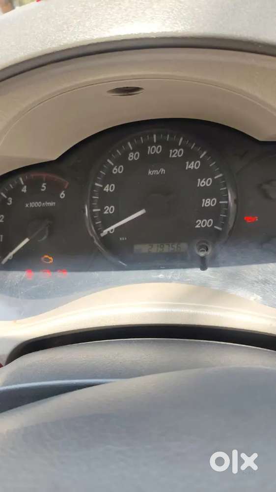 Toyota Innova 2.5 G 2014