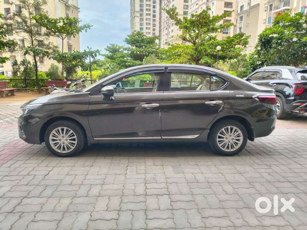 Honda City V Mt Exclusive, 2022, Petrol
