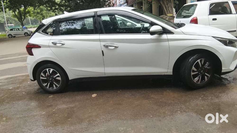 Hyundai I20 Asta 1.2 O With Sunroof, 2020, Petrol